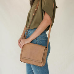 Nisolo Clara Crossbody Almond | Women Bags & Wallets