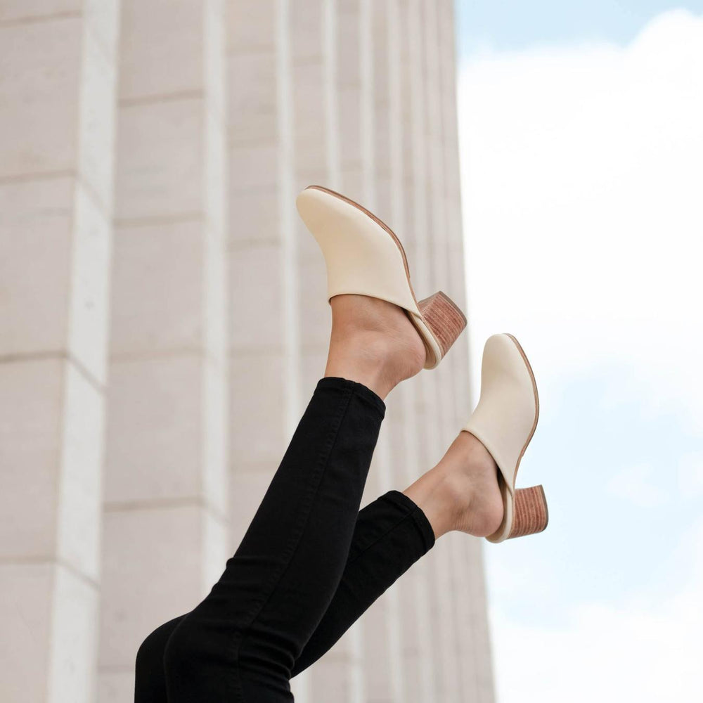 Nisolo All-Day Heeled Mule Bone | Women Heels