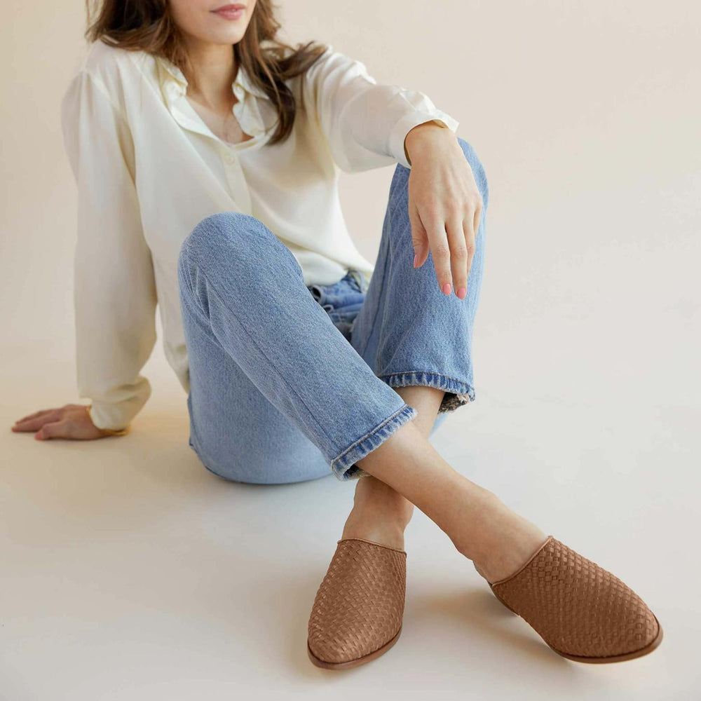 Nisolo Ama Woven Mule Woven Almond | Women Loafers &amp; Mules
