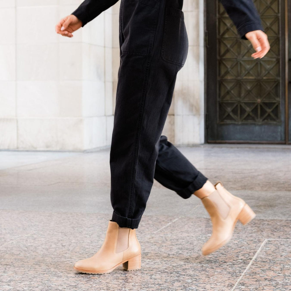 Nisolo Ana Go-To Heeled Chelsea Boot Almond | Women Heels