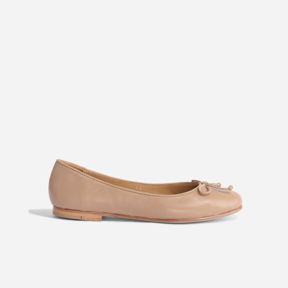Nisolo Bea Go-To Ballet Almond | Women Flats &amp; Slip Ons