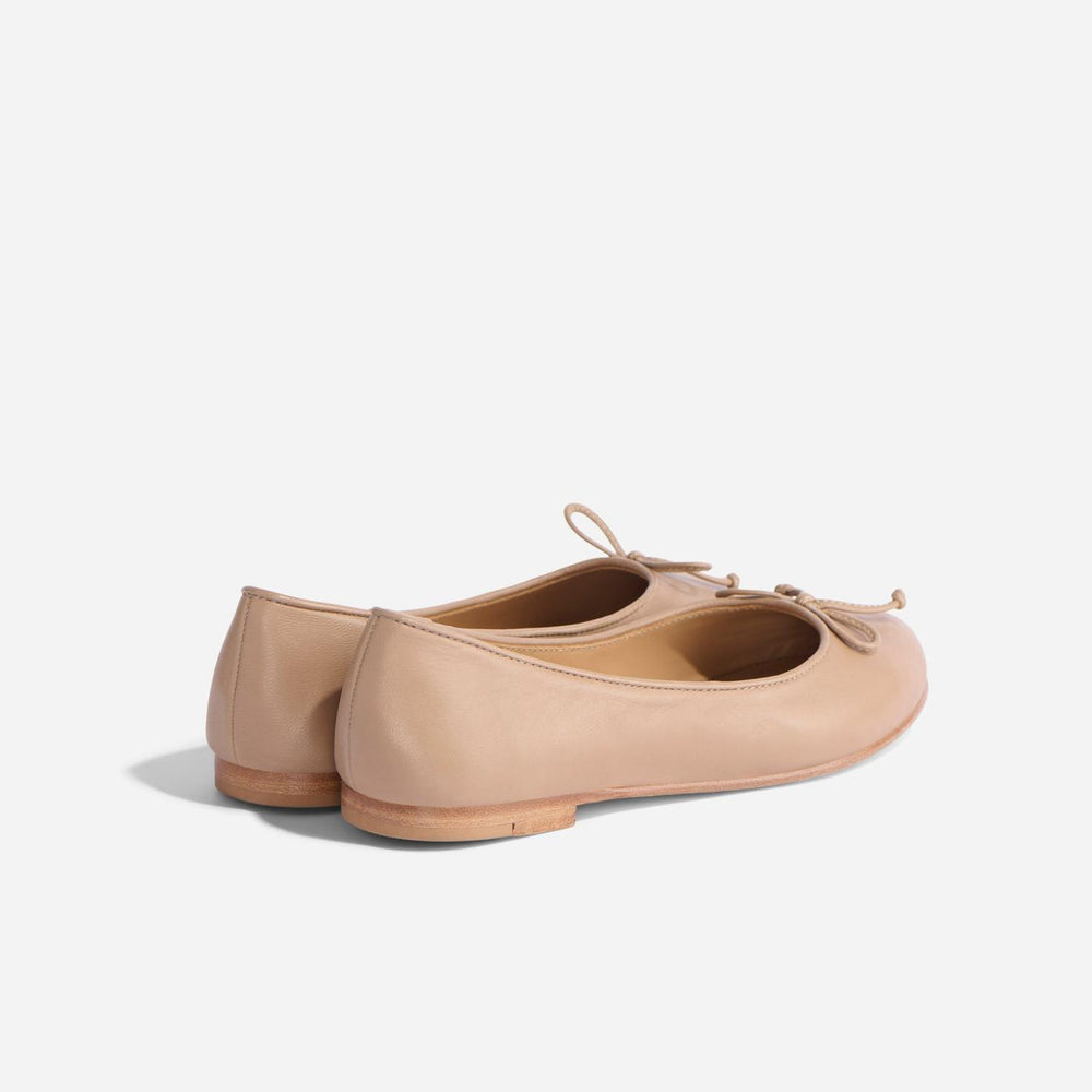 Nisolo Bea Go-To Ballet Almond | Women Flats &amp; Slip Ons