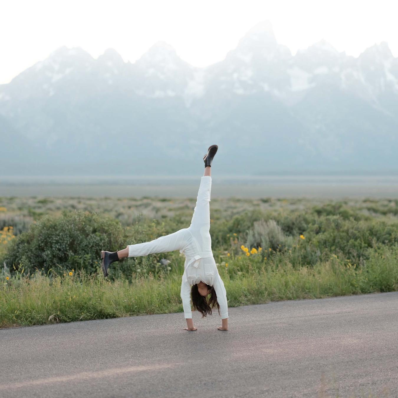 Nisolo Carmen Chelsea Boot Black | Women Boots