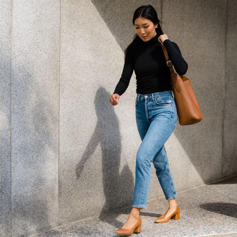 Nisolo Cecilia Go-To Shoulder Bag Caramel | Women Bags &amp; Wallets