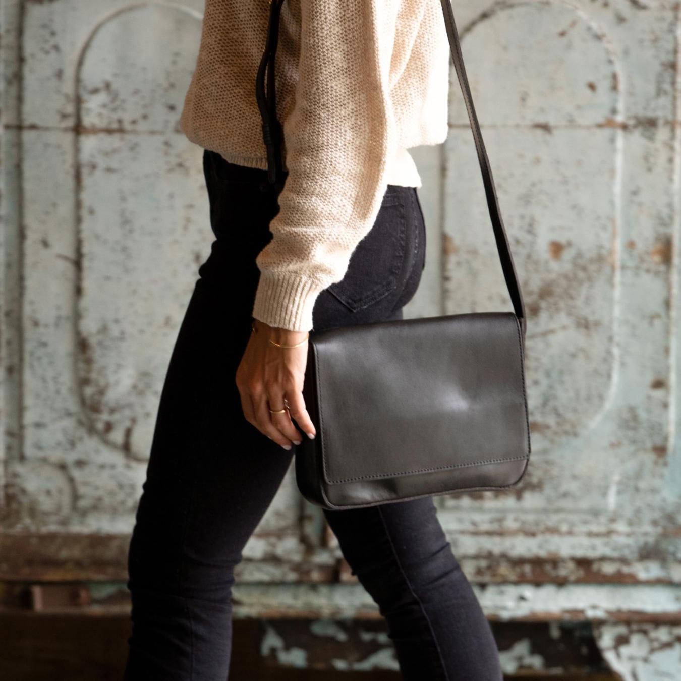 Nisolo Clara Crossbody Black | Women Bags &amp; Wallets