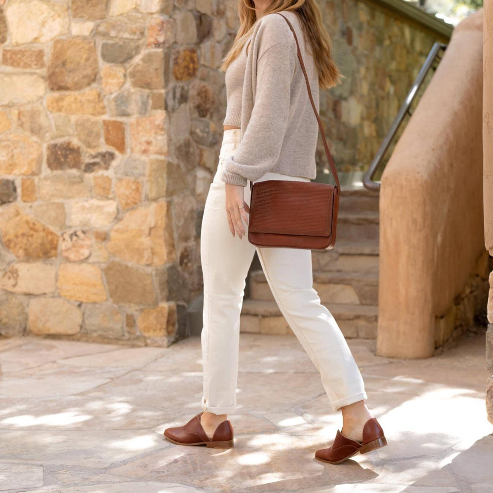 Nisolo Clara Crossbody Woven Brandy | Women Bags &amp; Wallets