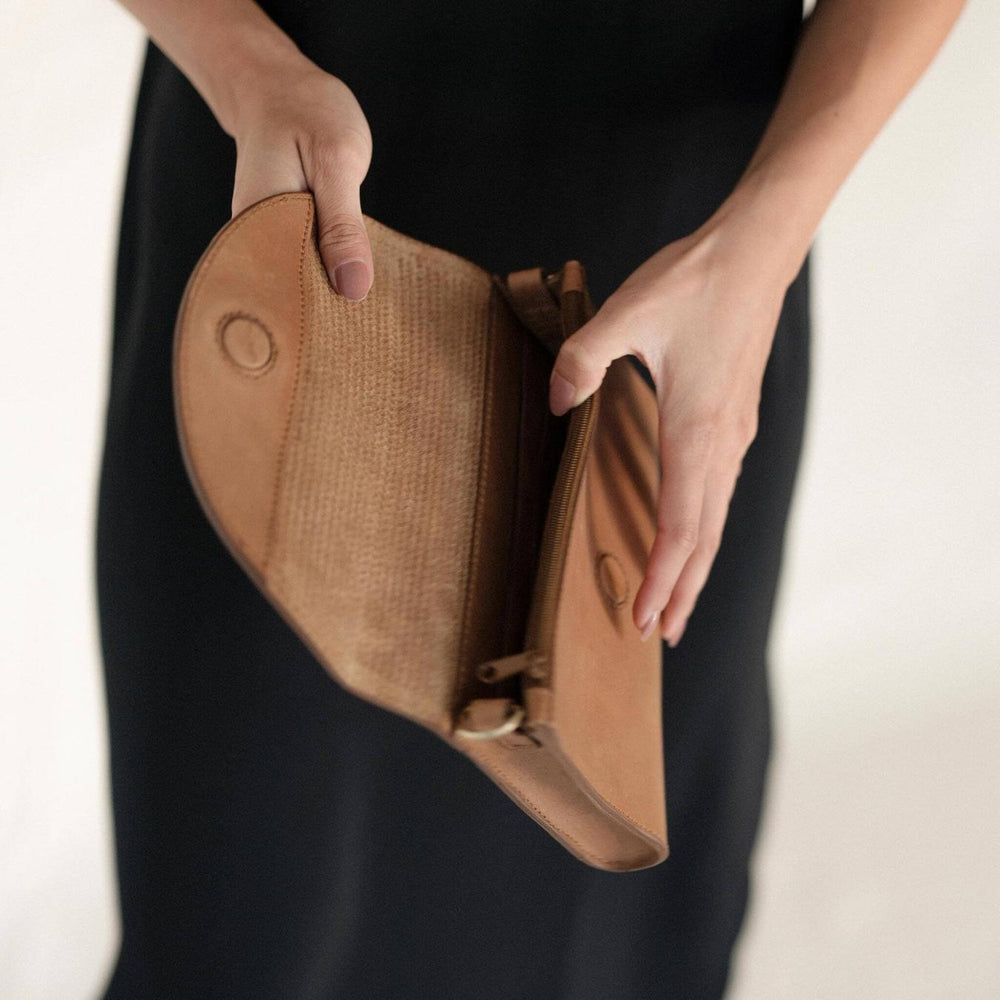 Nisolo Cleo Convertible Crossbody Almond | Women Bags &amp; Wallets