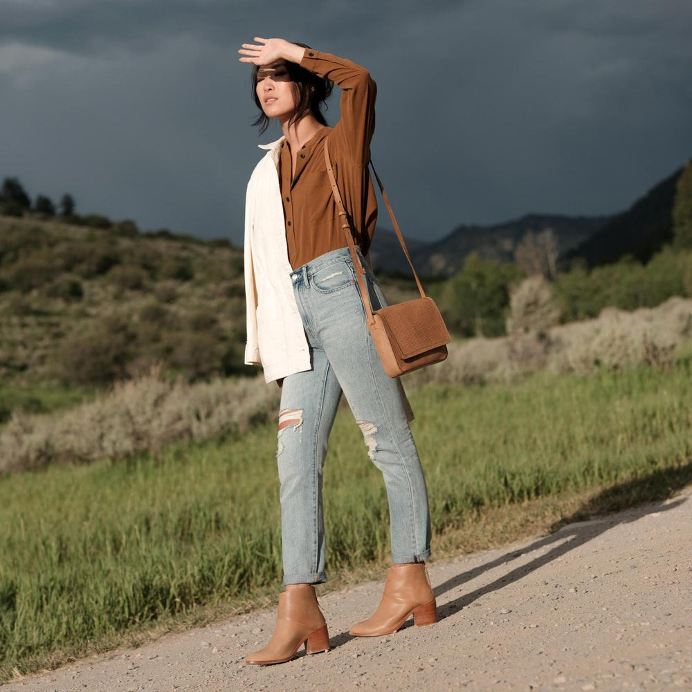 Nisolo Dari Boot Almond | Women Boots