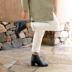 Nisolo Dari Commuter Boot Black/Black | Women Boots