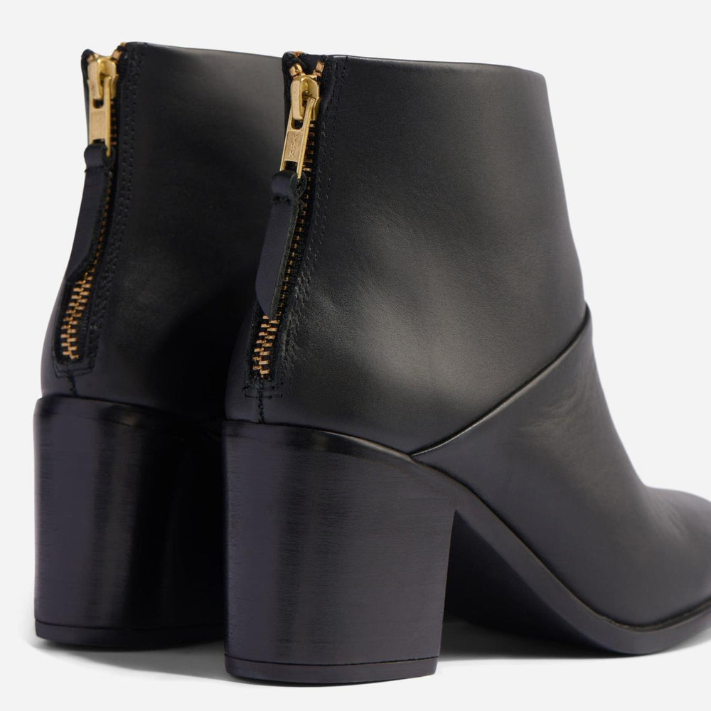 Nisolo Dari Commuter Boot Black/Black | Women Boots