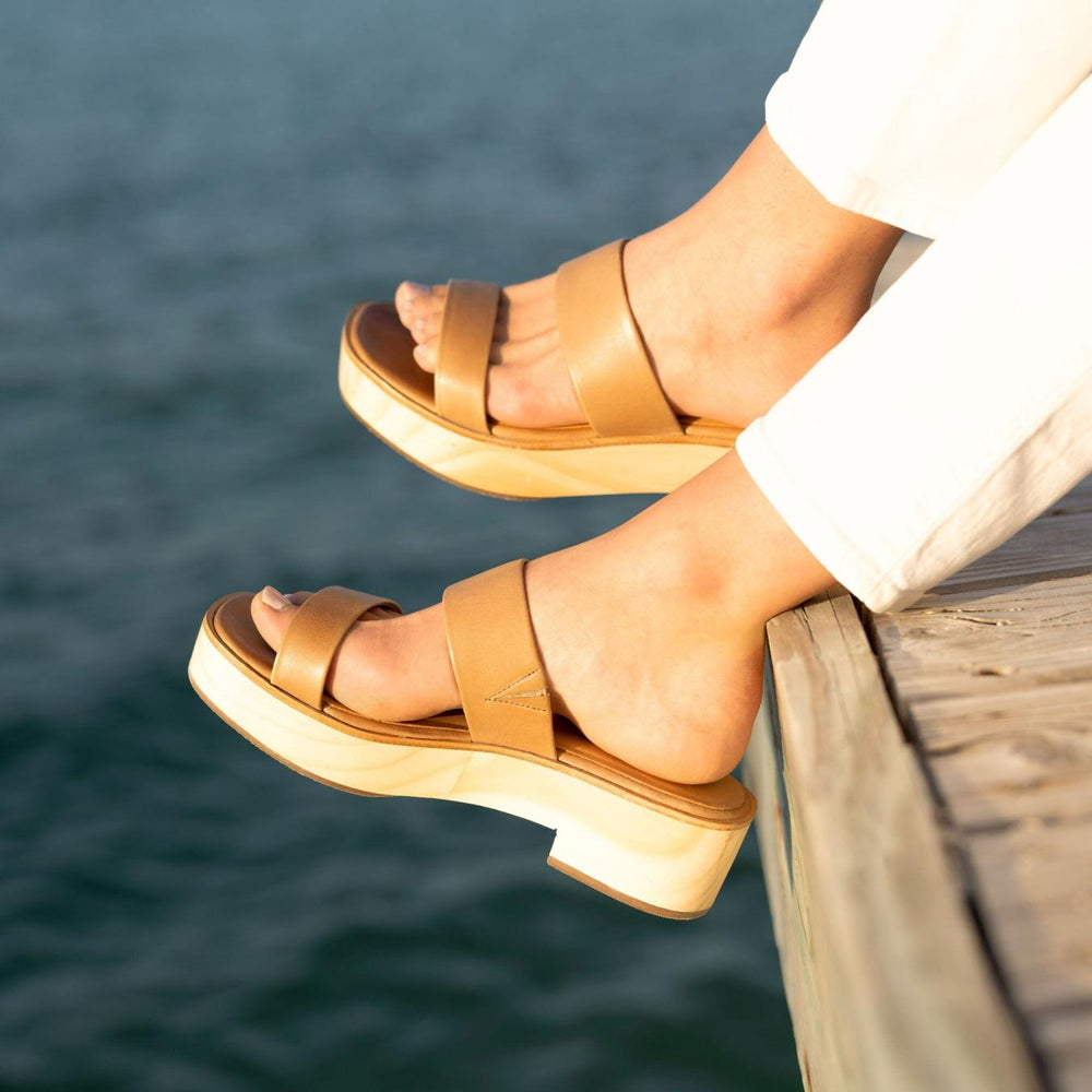 Nisolo Ellie All-Day Clog Almond | Women Heels