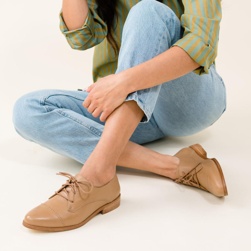 Nisolo Emilia Cap Toe Oxford Almond | Women Loafers &amp; Mules