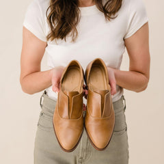 Nisolo Emma D'Orsay Oxford 2.0 Almond | Women Flats &amp; Slip Ons