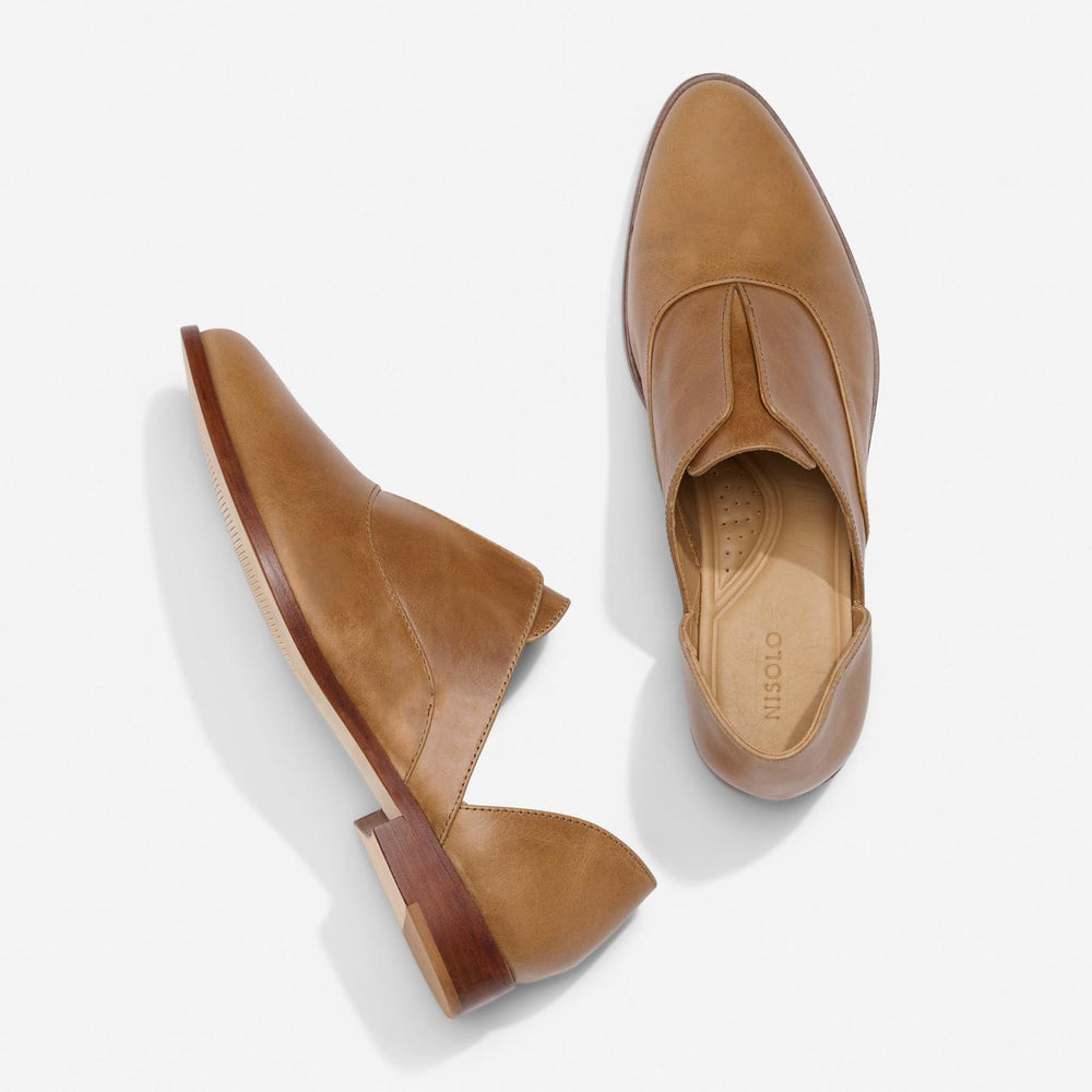 Nisolo Emma D'Orsay Oxford 2.0 Almond | Women Loafers &amp; Mules
