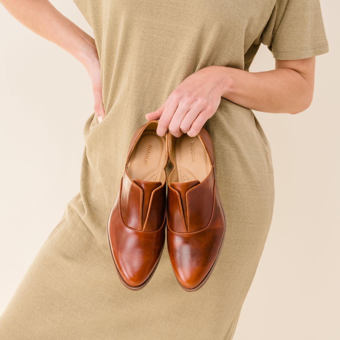 Nisolo Emma D'Orsay Oxford 2.0 Brandy | Women Loafers &amp; Mules