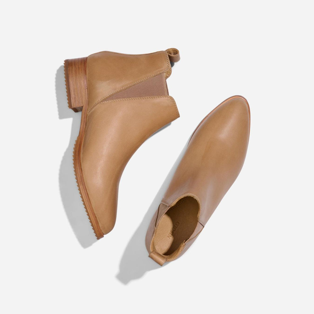 Nisolo Eva Everyday Chelsea Boot Almond | Women Boots