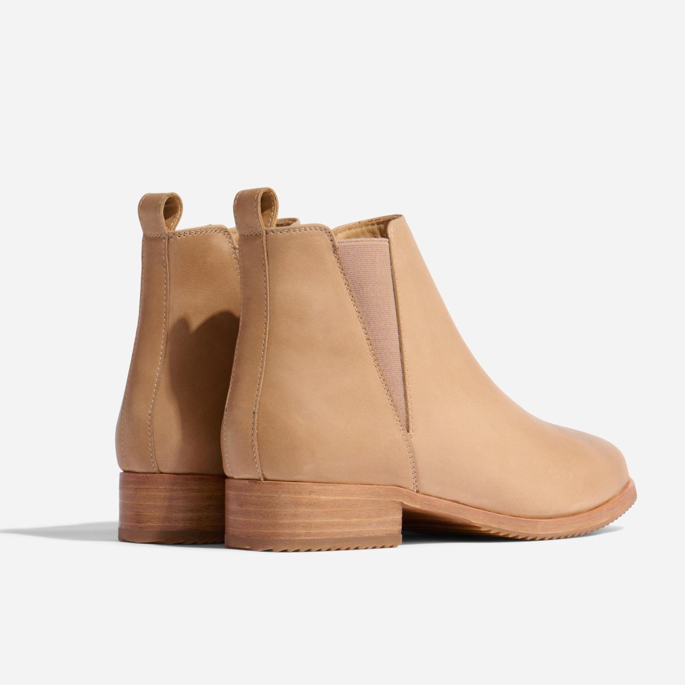 Nisolo Eva Everyday Chelsea Boot Almond | Women Boots