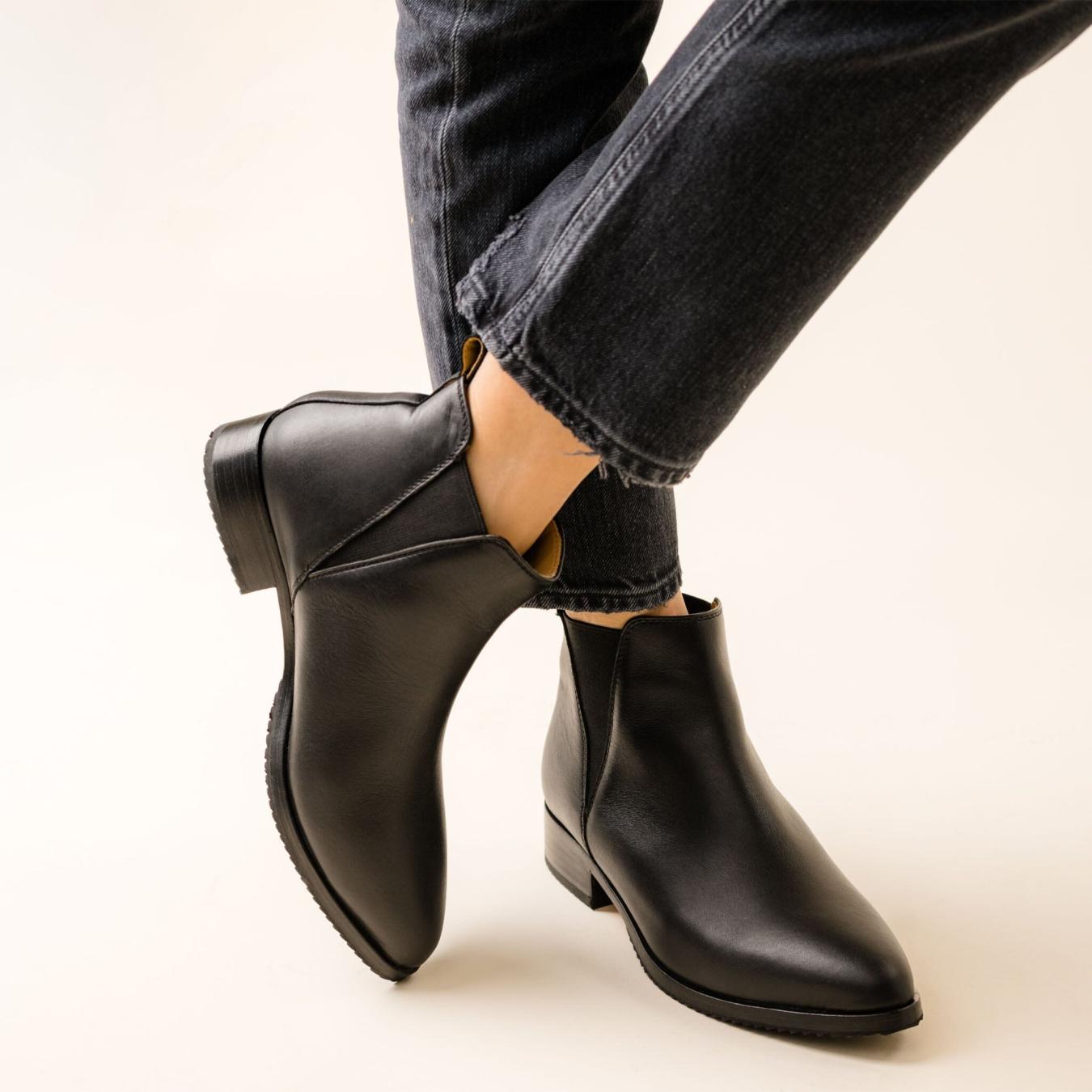 Nisolo Eva Everyday Chelsea Boot Black/Black | Women Boots