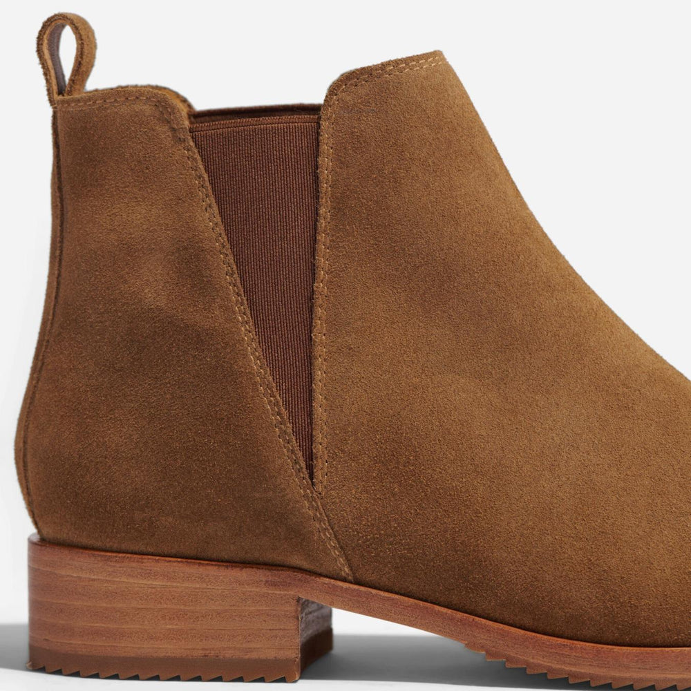 Nisolo Eva Everyday Chelsea Boot Taupe Suede | Women Boots