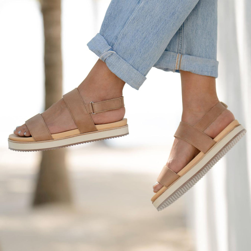 Nisolo Go-To Flatform Sandal 2.0 Almond | Women Sandals
