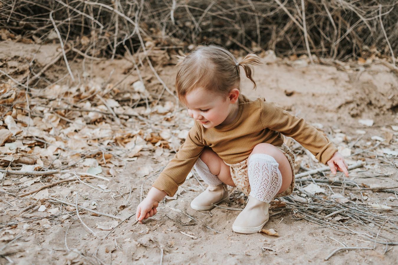 Nisolo Hard Sole Waxed Leather Chelsea Boot Vail Cream | Baby Baby, Toddler &amp; Kids Shoes