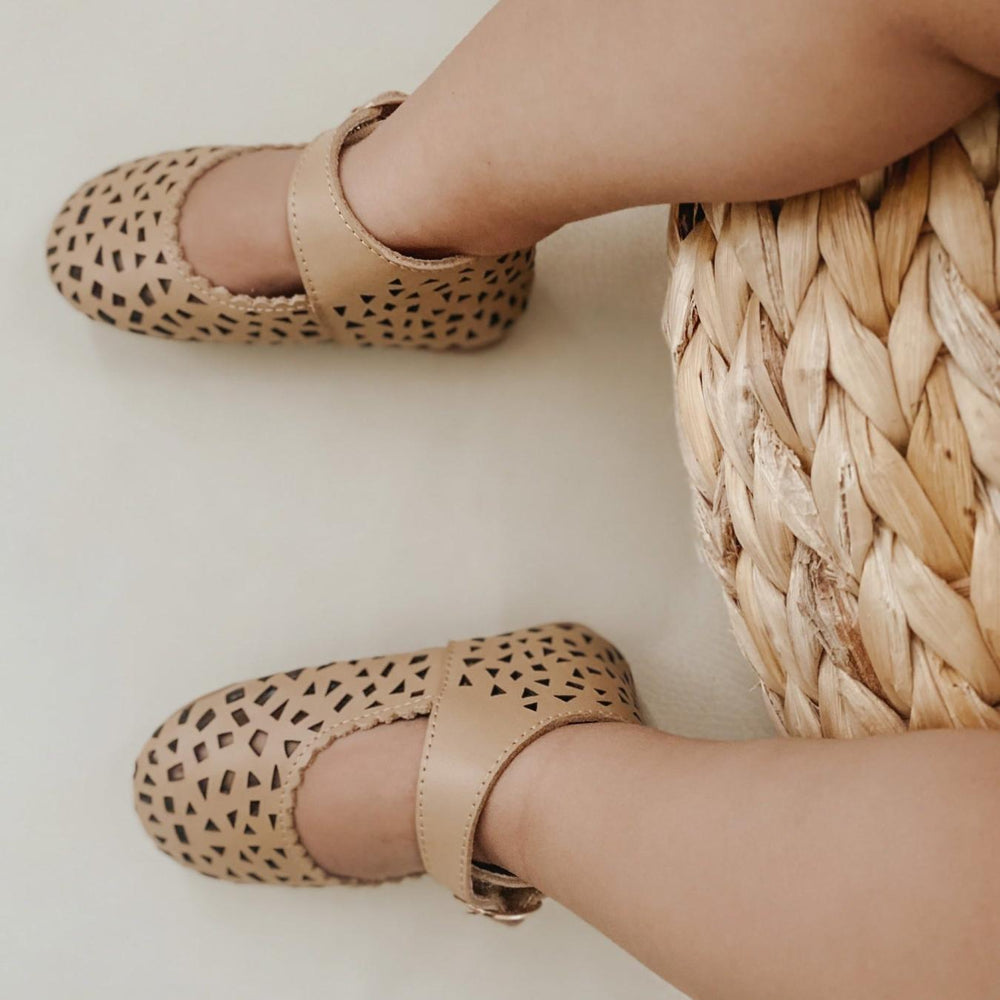 Nisolo Leather Boho Mary Janes Tan | Baby Baby, Toddler &amp; Kids Shoes