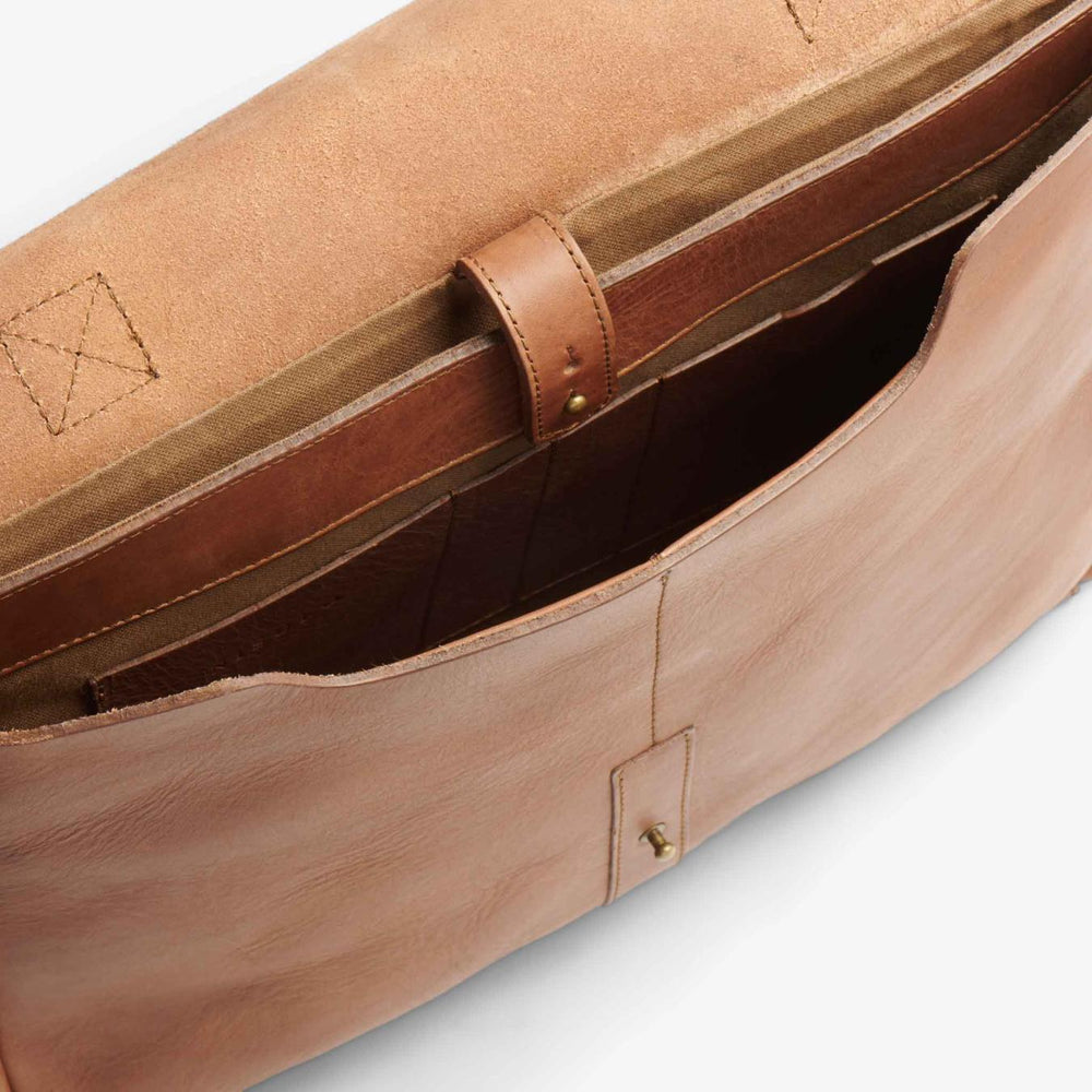 Nisolo Loreto Messenger Bag Chestnut | Men Bags &amp; Wallets
