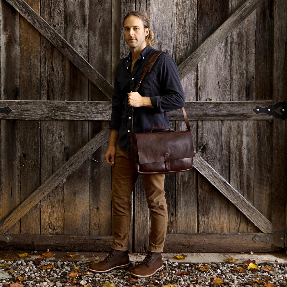 Nisolo Loreto Messenger Bag Chestnut | Men Bags &amp; Wallets
