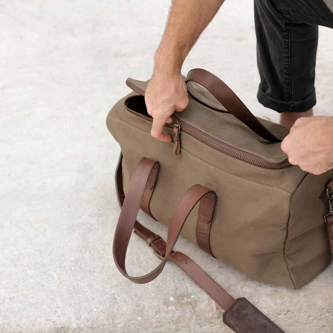 Nisolo Luis Weekender Forest Green | Men Bags &amp; Wallets