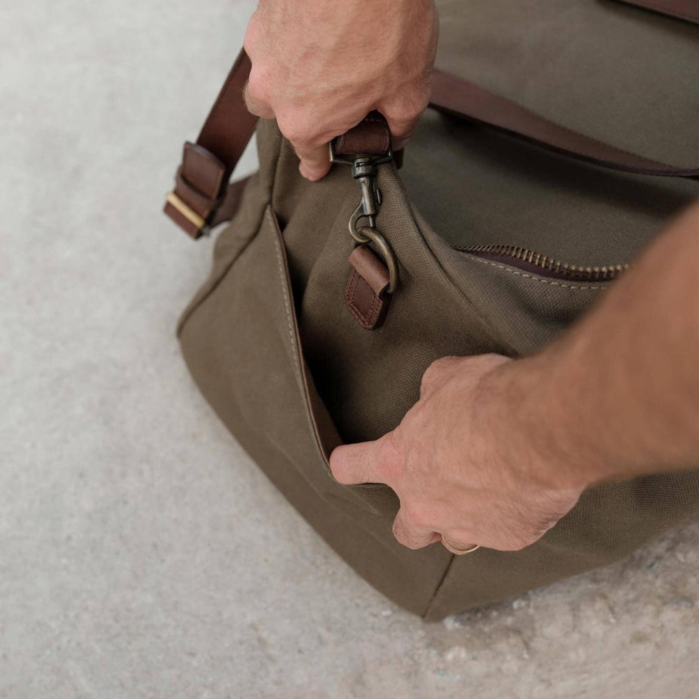 Nisolo Luis Weekender Forest Green | Men Bags &amp; Wallets