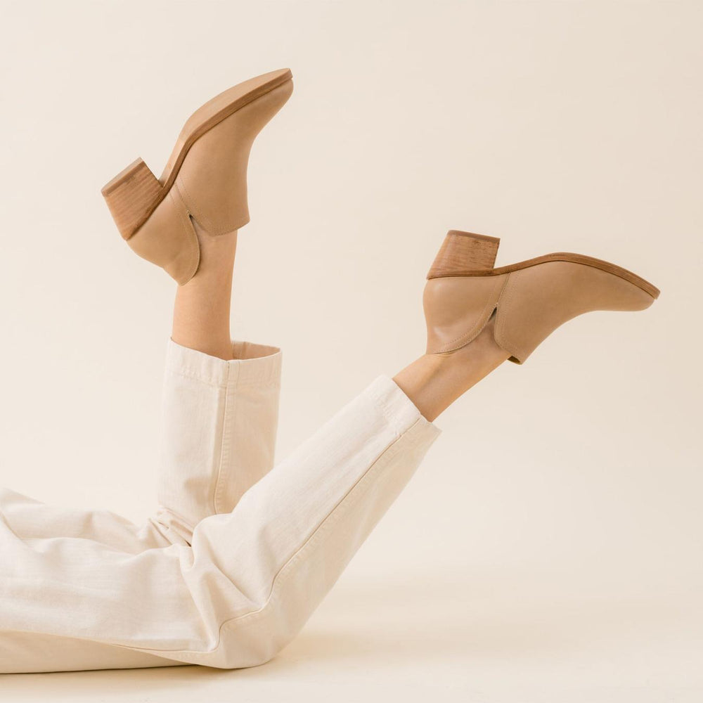 Nisolo Mia Everyday Ankle Bootie Almond | Women Heels