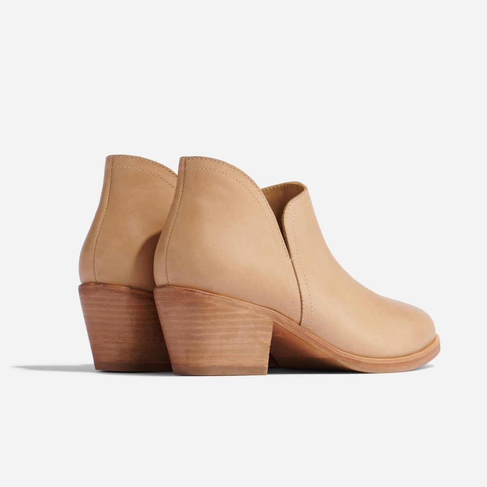Nisolo Mia Everyday Ankle Bootie Almond | Women Heels