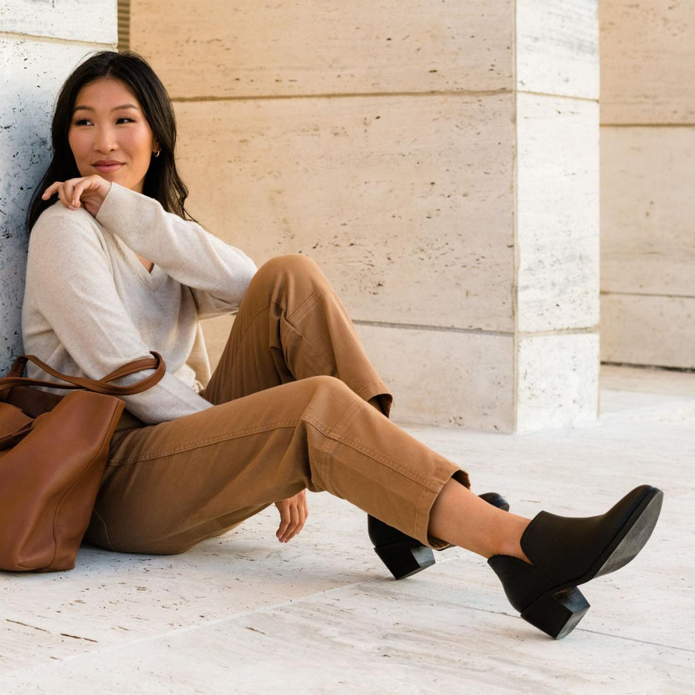 Nisolo Mia Everyday Ankle Bootie Black/Black | Women Heels